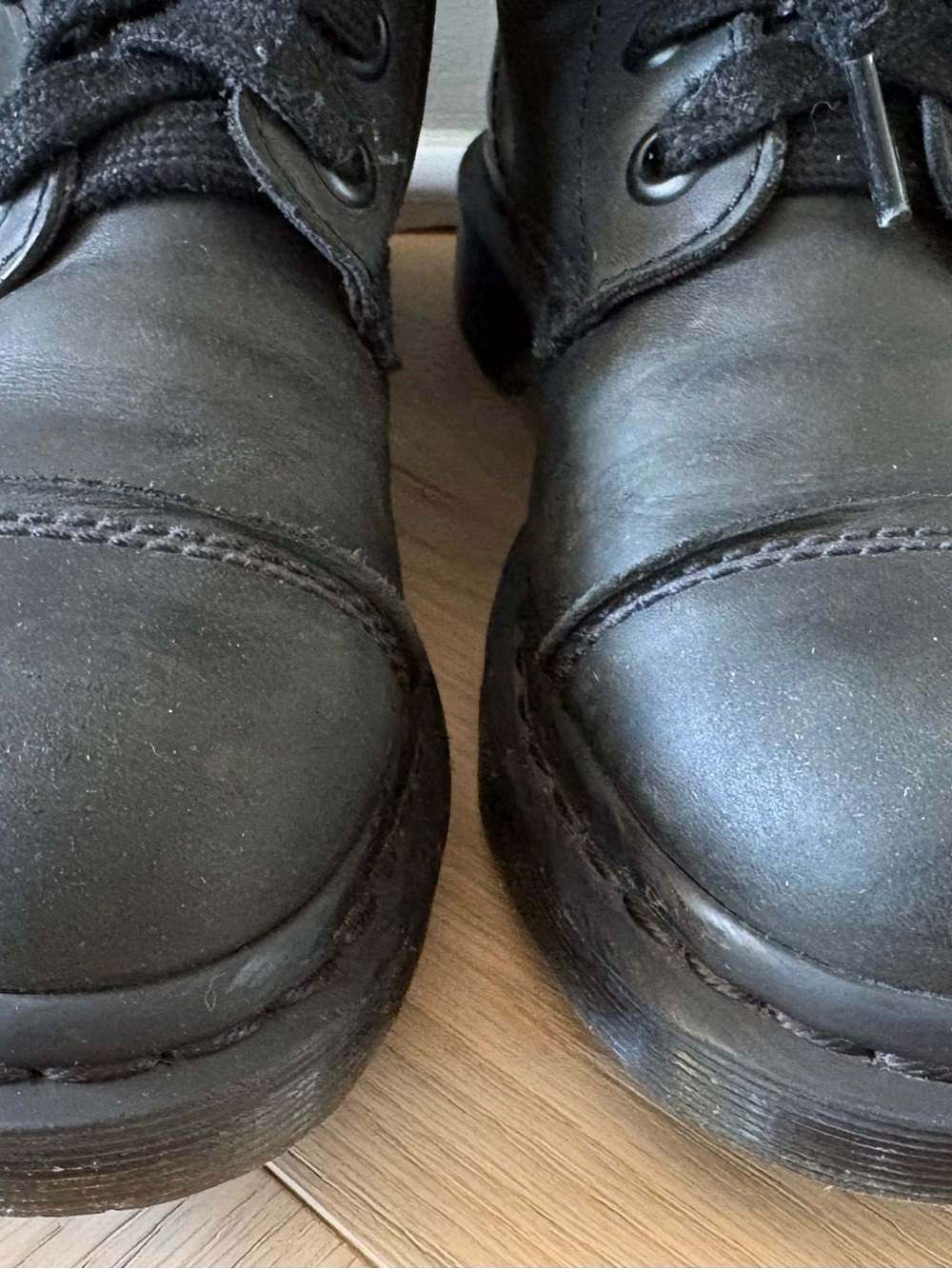 Dr Martens Aimilita W Size 7 Black Leather Fold Down Boots Herringbone - Picture 8 of 13